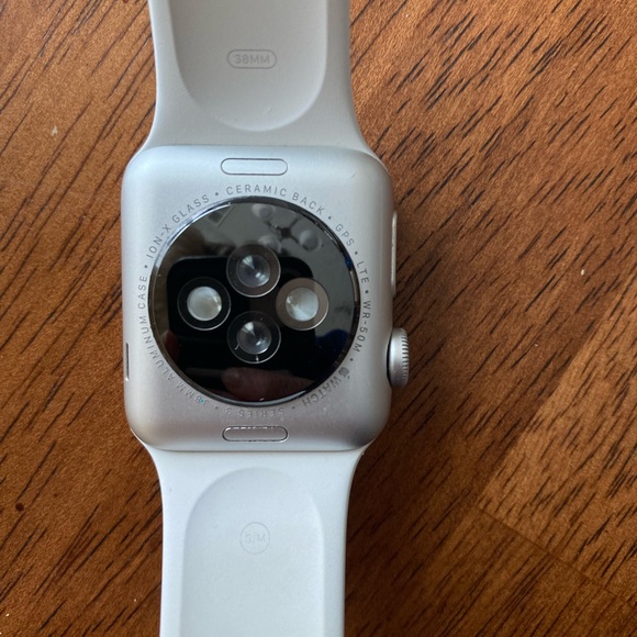 Apple Watch Series 3 (GPS + Cellular) - Picture 6 of 7